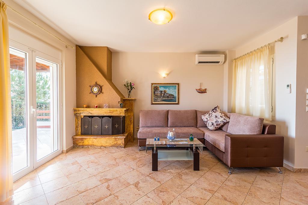 Villa Nefeli Akti Salonikiou B Agios Nikolaos  Exterior foto